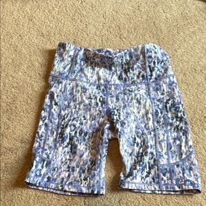 Athleta ultimate stash short